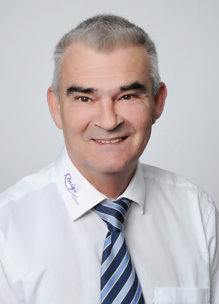 Dirk Schumacher