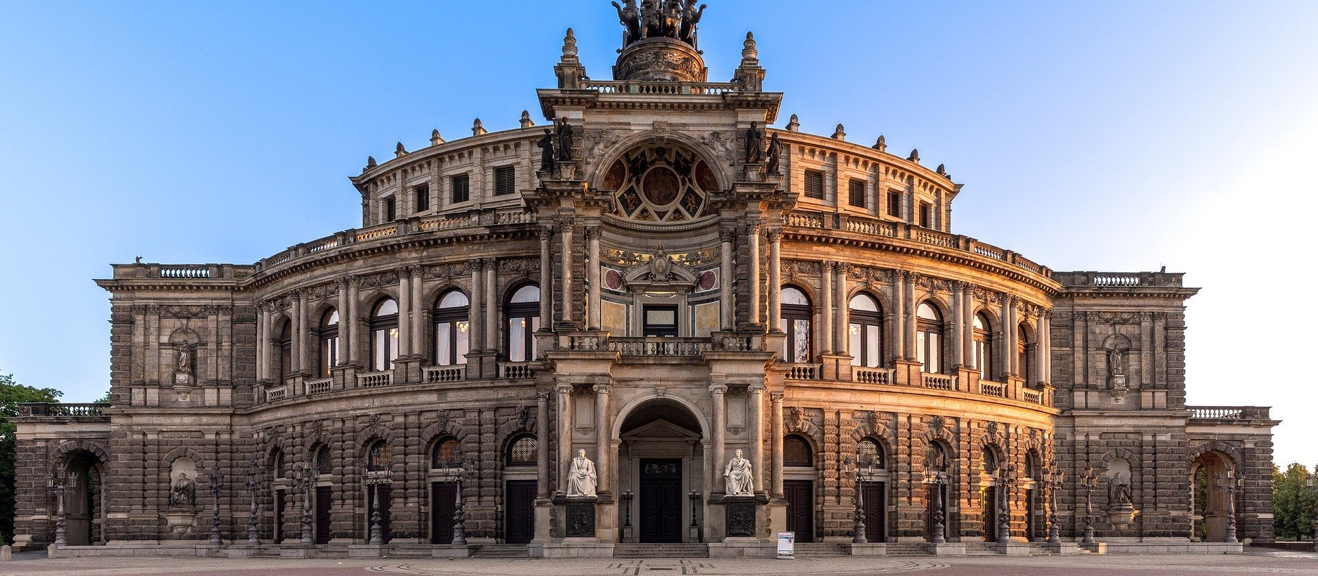 Dresden - Kultur und Luxus zu Weihnachten an der Elbe